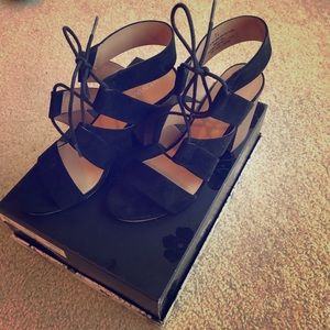 Black lace up heel